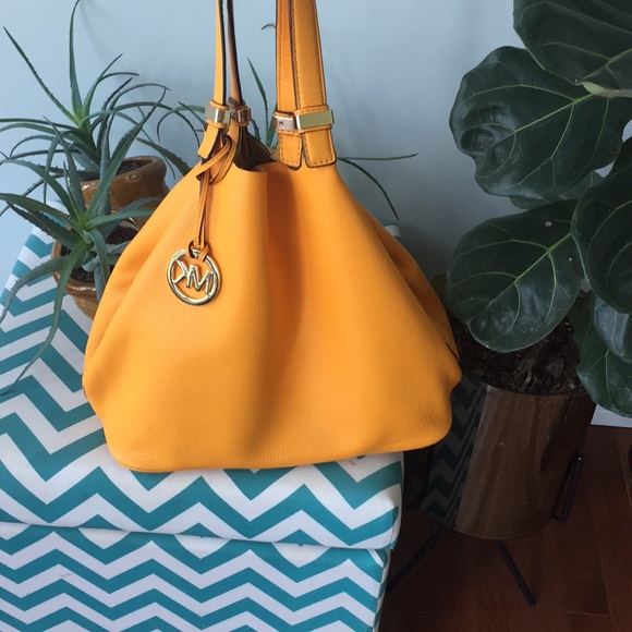 Michael Kors Handbags - MICHEAL KORS Handbag